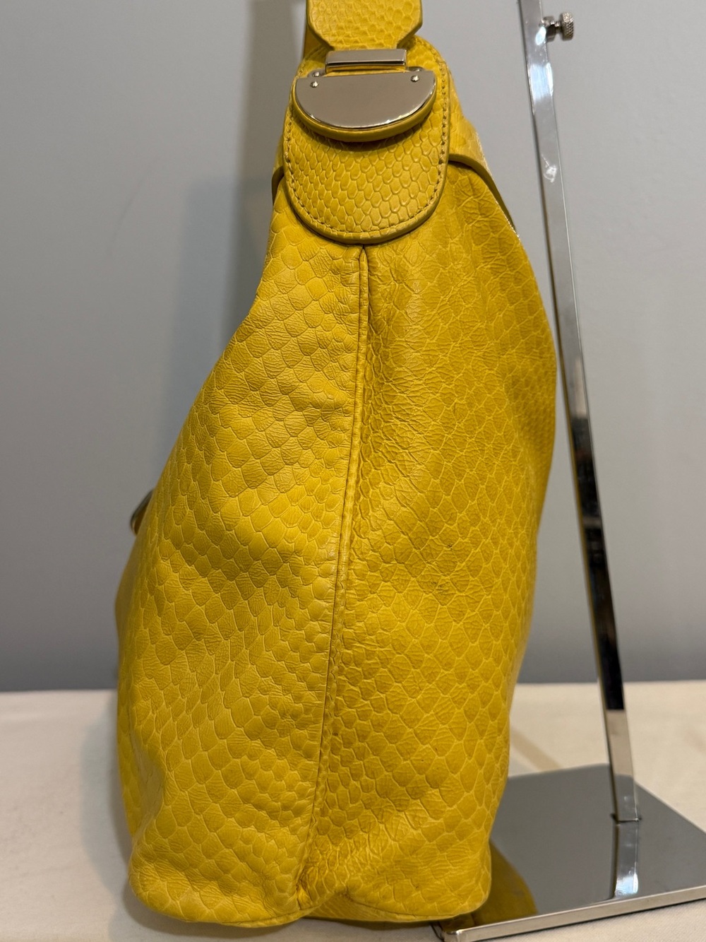 Cole Haan Casey Drawstring Hobo Shoulder Bag Sunflower Yellow Leather - Picture 5 of 16